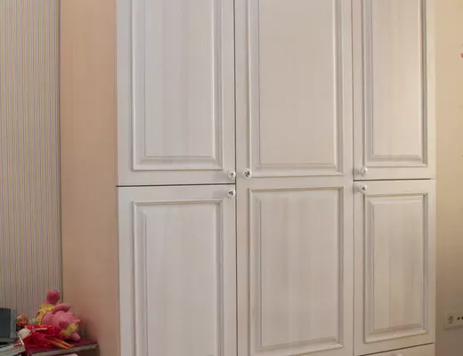 Шкаф платяной Н210*130*60